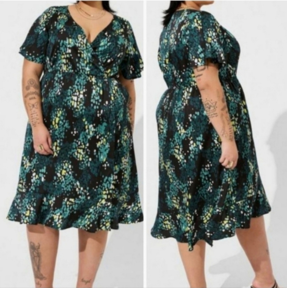 torrid Teal Floral Wrap Midi Dress